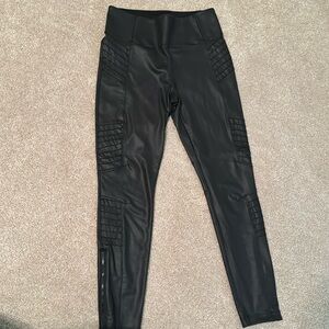 Athleta delancey gleam moto tights size medium black